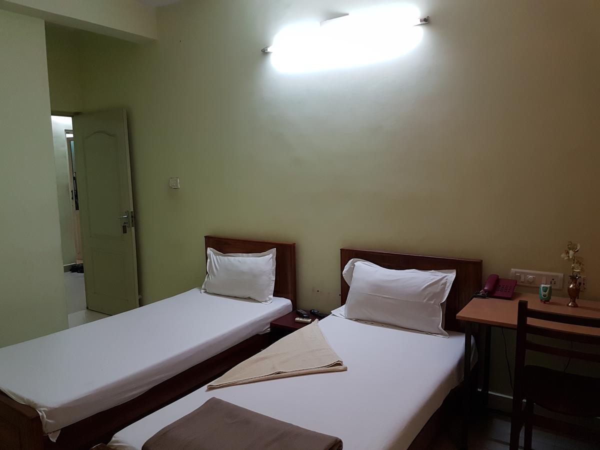 Orchid Serenity Bed & Breakfast เชนไน ภายนอก รูปภาพ