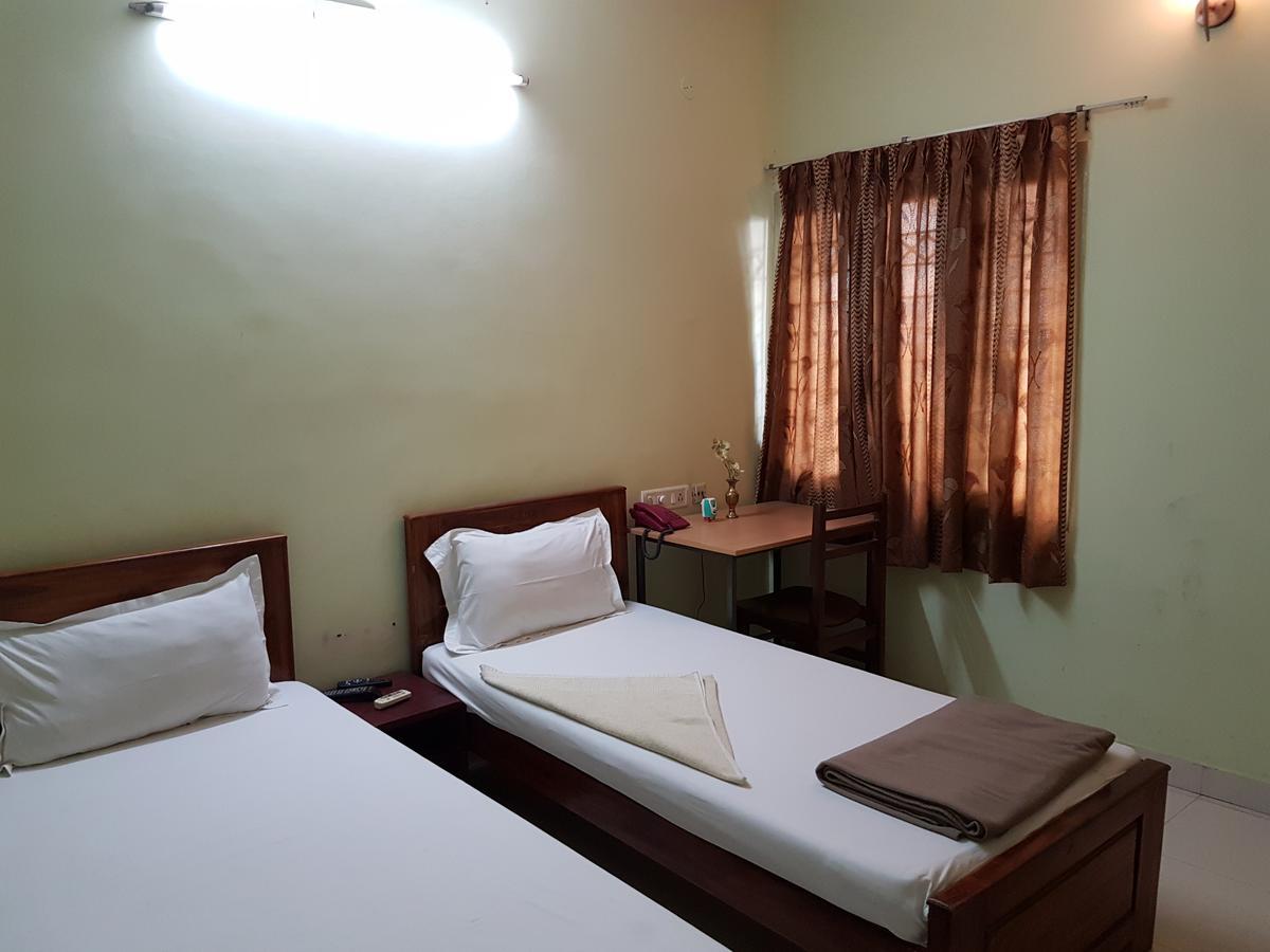 Orchid Serenity Bed & Breakfast เชนไน ภายนอก รูปภาพ